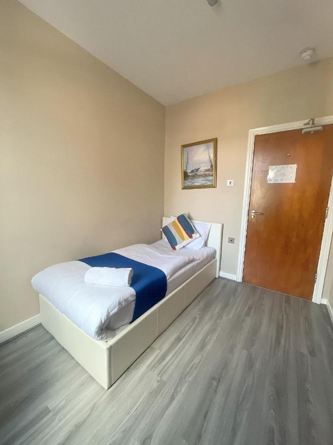 Park Crescent Hotel Manchester Extérieur photo