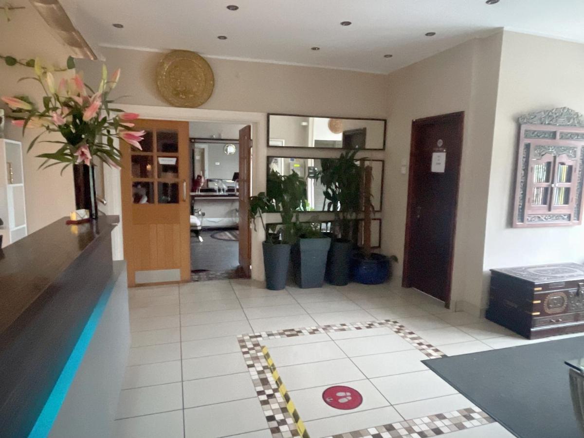 Park Crescent Hotel Manchester Extérieur photo