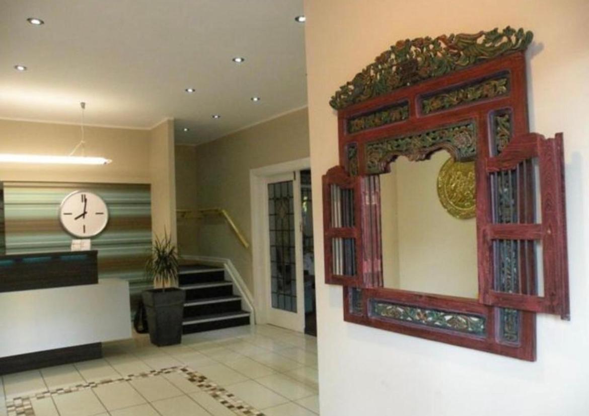 Park Crescent Hotel Manchester Extérieur photo